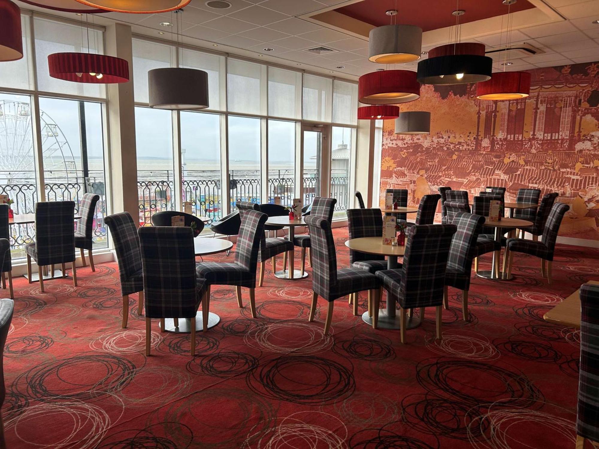 Park Inn By Radisson Palace Саутенд-он-Си Экстерьер фото